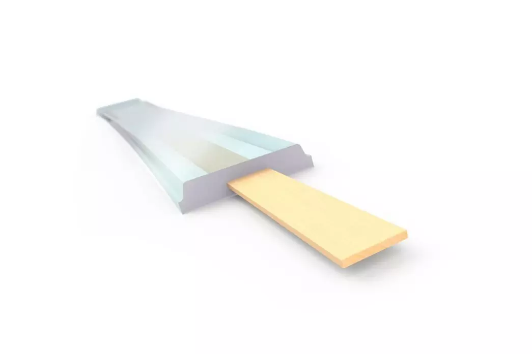 Woodcore: special PU construction with a wooden core in the ski body